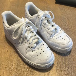 Nike Air Force 1 size 6.5